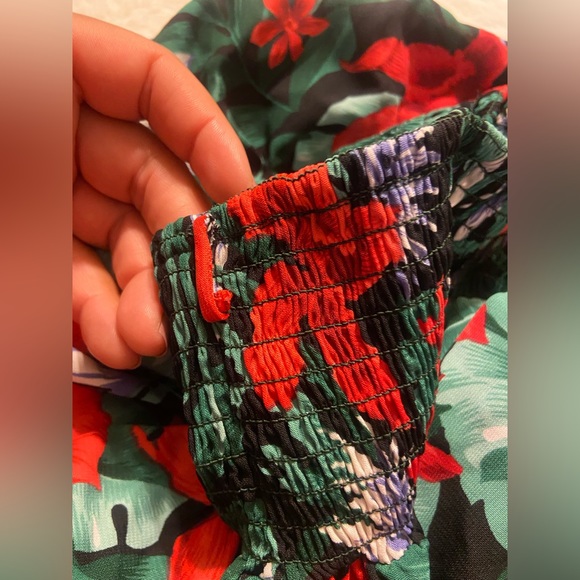 NWOT WOW Couture tropical 2-piece skirt set vacation size Small - Picture 10 of 10